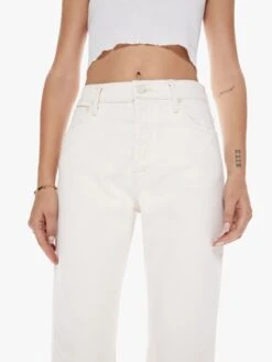 Mother Denim | The Ditcher Crop - Act Natural 9 Mother Denim | The Ditcher Crop - Act Natural -Fashion Clothing Store 1448 544 ACT 1378 1780x 00079799 7540 4081 9be9 05a81b02d479