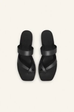 A.Emery | Carter Sandal - Black 9 A.Emery | Carter Sandal - Black -Fashion Clothing Store 2022303 BLACK 1 1160x 93fee96e 4141 4bec 8149 d72dd994df89
