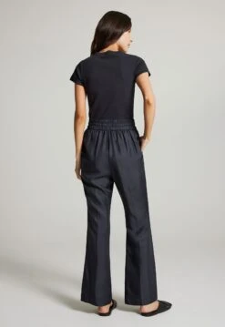 Jac + Jack | Delany Pant - Dark Slice 10 Jac + Jack | Delany Pant - Dark Slice -Fashion Clothing Store DelanyPantDarkSlick LindenTeeSlick 22319 2048x 1b62bc3a a51a 462d b365 3311af6953e6