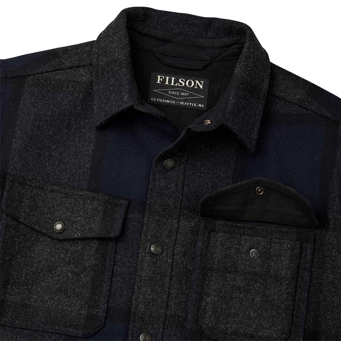Filson Mackinaw Jac Shirt Navy Charcoal Plaid 6 Filson Mackinaw Jac Shirt Navy Charcoal Plaid - Image 4