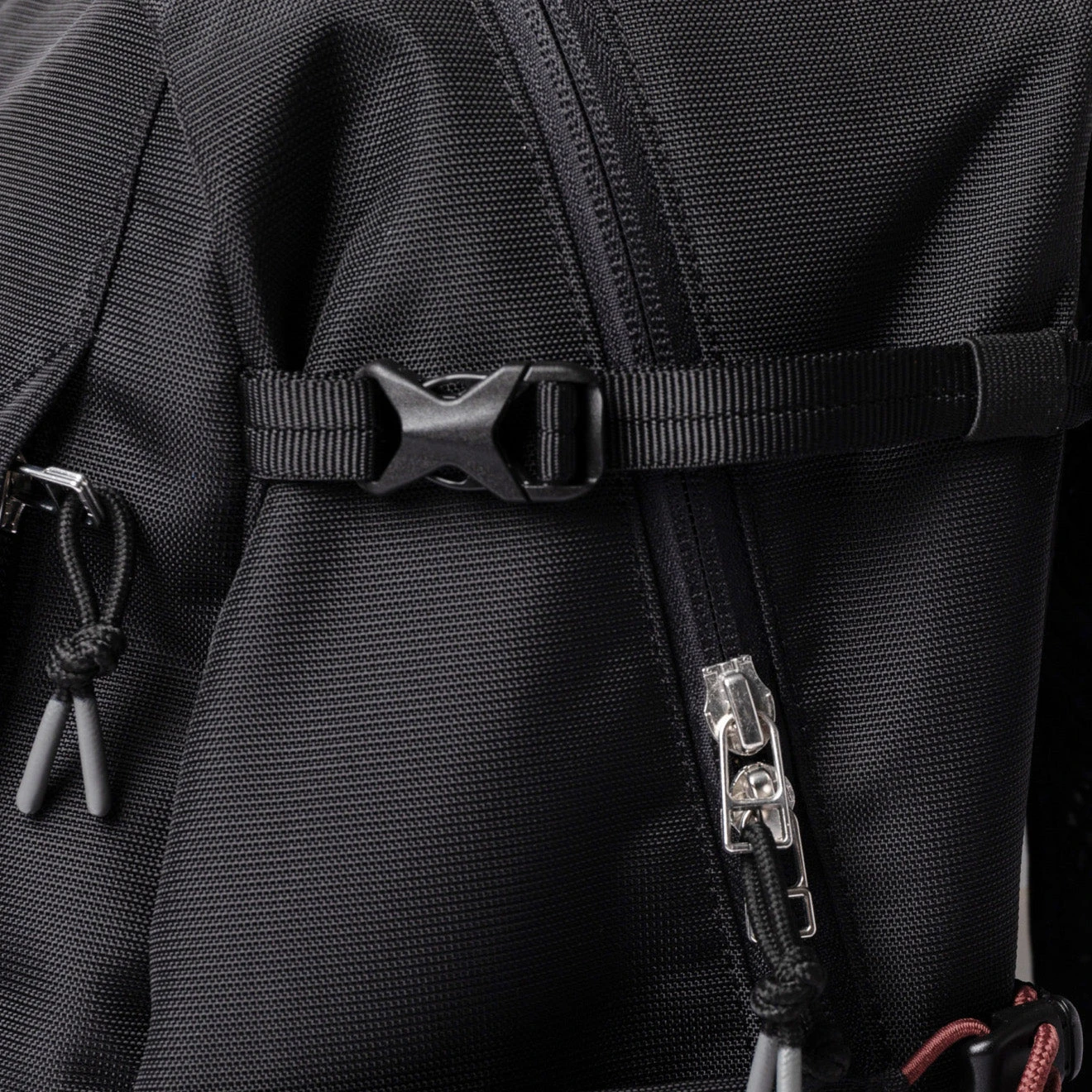 Sandqvist Ridge Hike Backpack Black 4 Sandqvist Ridge Hike Backpack Black - Image 2