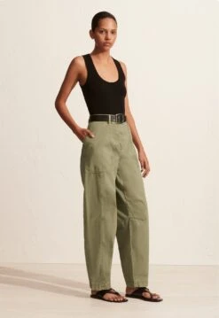 Matteau | Relaxed Cargo Pant - Oregano 9 Matteau | Relaxed Cargo Pant - Oregano -Fashion Clothing Store The Ribbed Tank Cargo Pant Black Oregano 2 1440x fba84e58 fbe6 4f77 aa00 709f1beb2e40