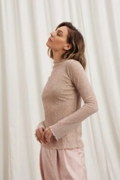 Caitlin Crisp | Loveline Top - Berry Fizz -Fashion Clothing Store p a459932c 23cb 4d35 9cb8 f3f2b94675fb