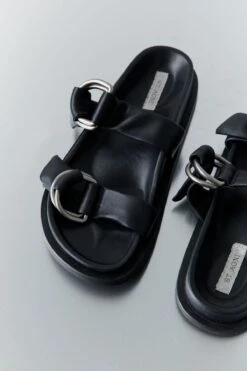 ST. AGNI | Ring Detail Slide - Black -Fashion Clothing Store p fdfc357f ad83 4a07 ba62 fccf825ed311